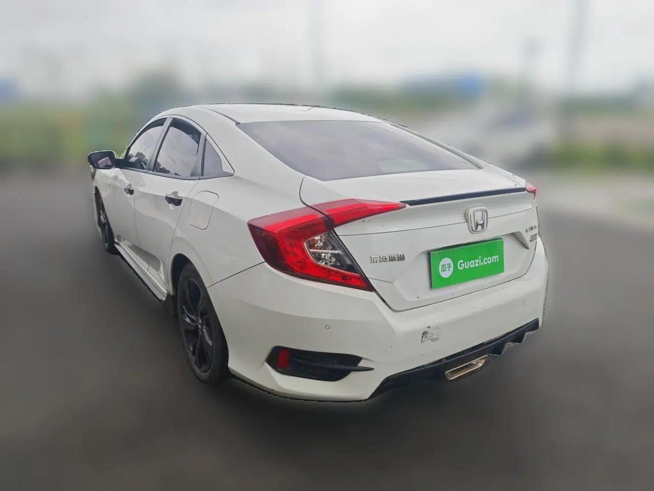 Honda Civic 2019 220TURBO CVT Dynamic Edition China VI Emission Standard — миниатюра 4