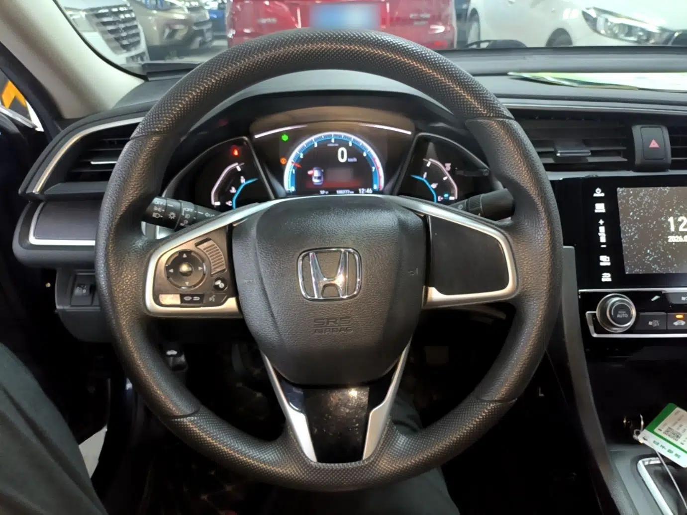 Honda Civic 2016 220TURBO Manual Luxury Edition — миниатюра 18