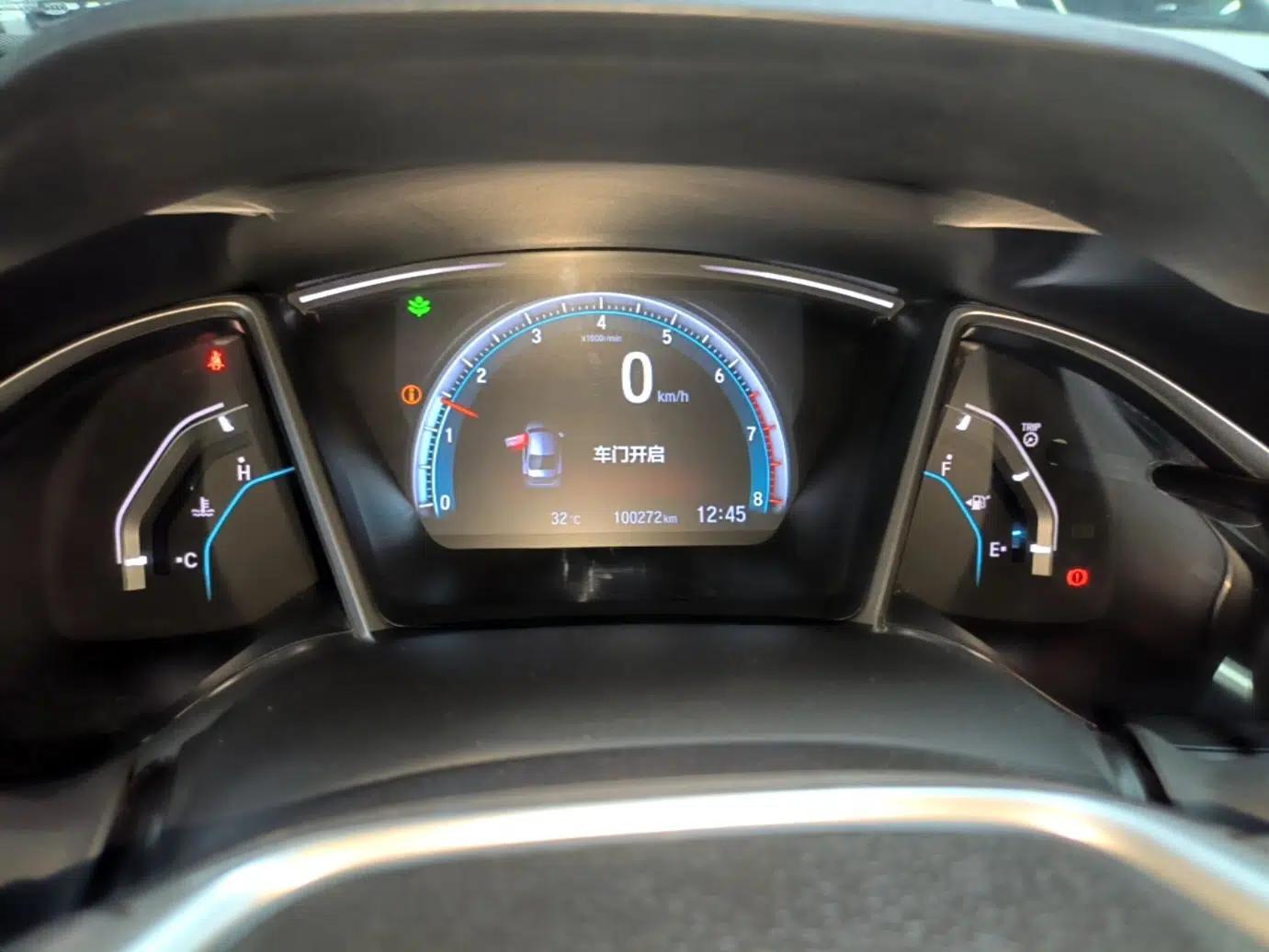Honda Civic 2016 220TURBO Manual Luxury Edition — миниатюра 19