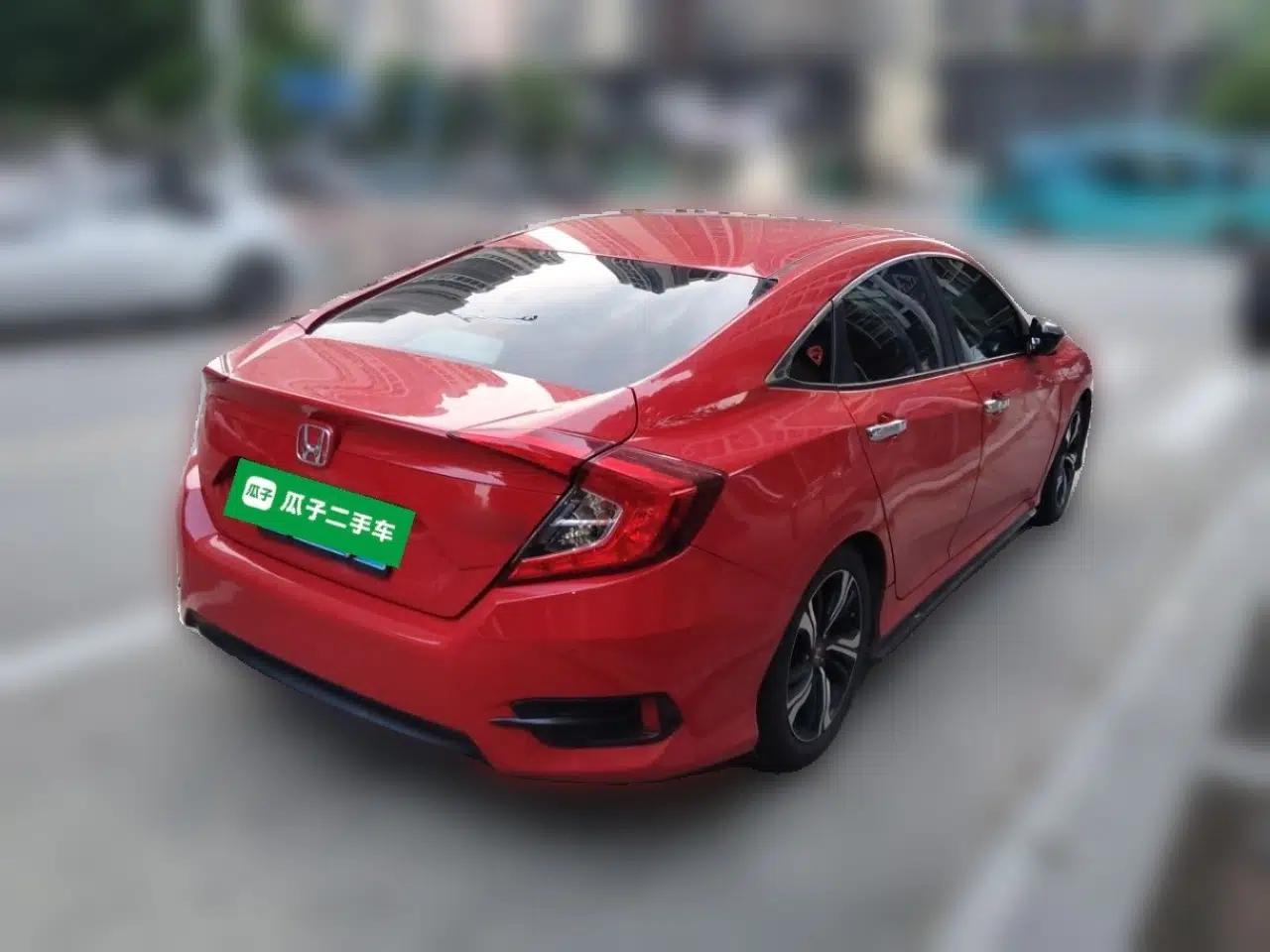 Honda Civic 2016 220TURBO CVT Prestige Edition — миниатюра 6