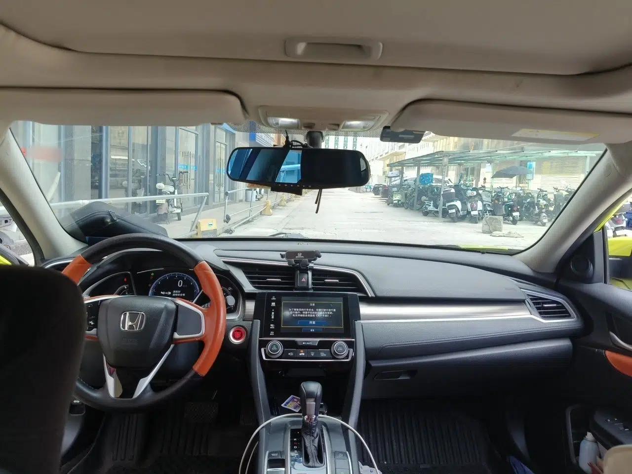 Honda Civic 2019 220TURBO CVT Dynamic Edition China VI — миниатюра 18