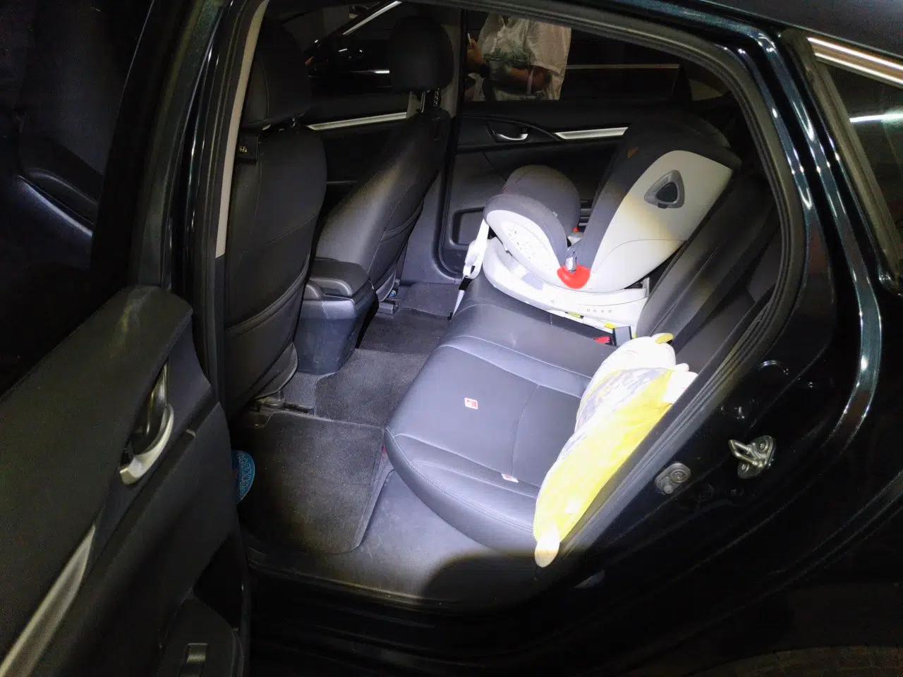 Honda Civic 2019 220TURBO CVT Dynamic Edition China VI — миниатюра 17