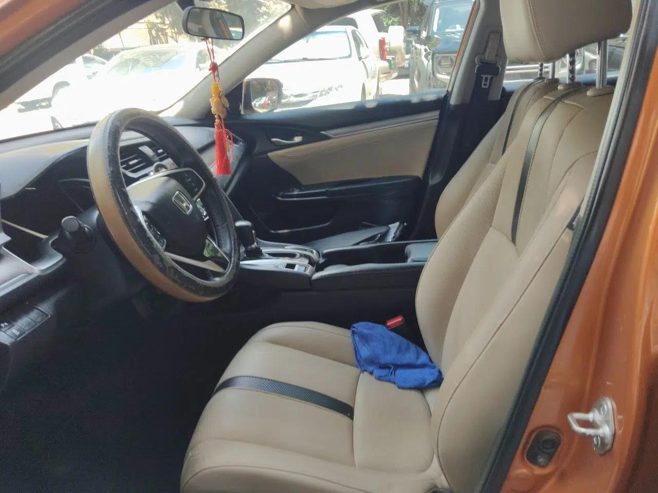 Honda Civic 2016 220TURBO CVT Prestige Edition — миниатюра 15