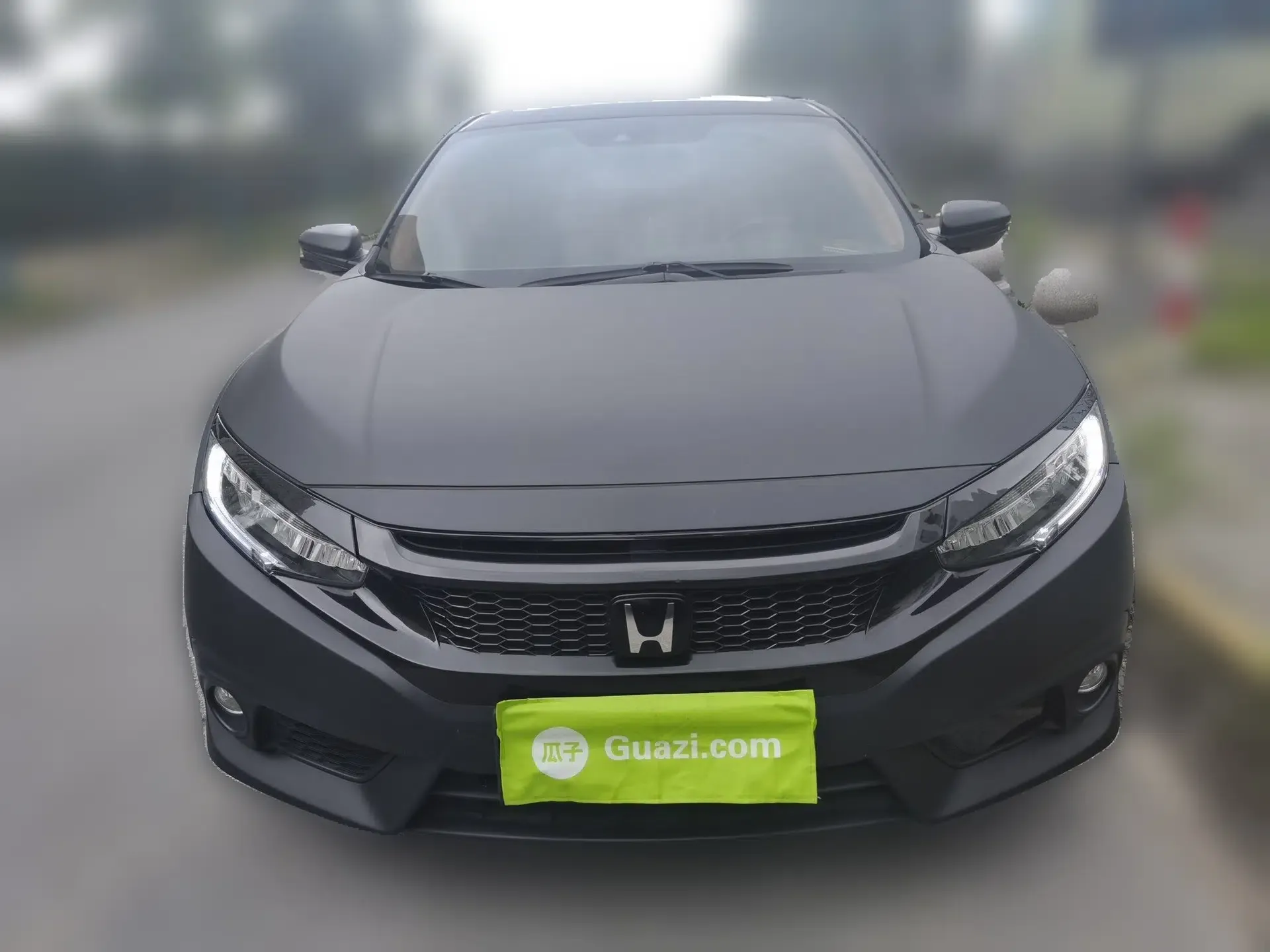 Honda Civic 2016 220TURBO CVT Prestige Edition — миниатюра 2