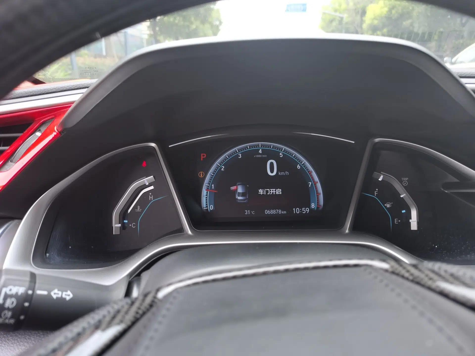 Honda Civic 2016 220TURBO CVT Prestige Edition — миниатюра 11