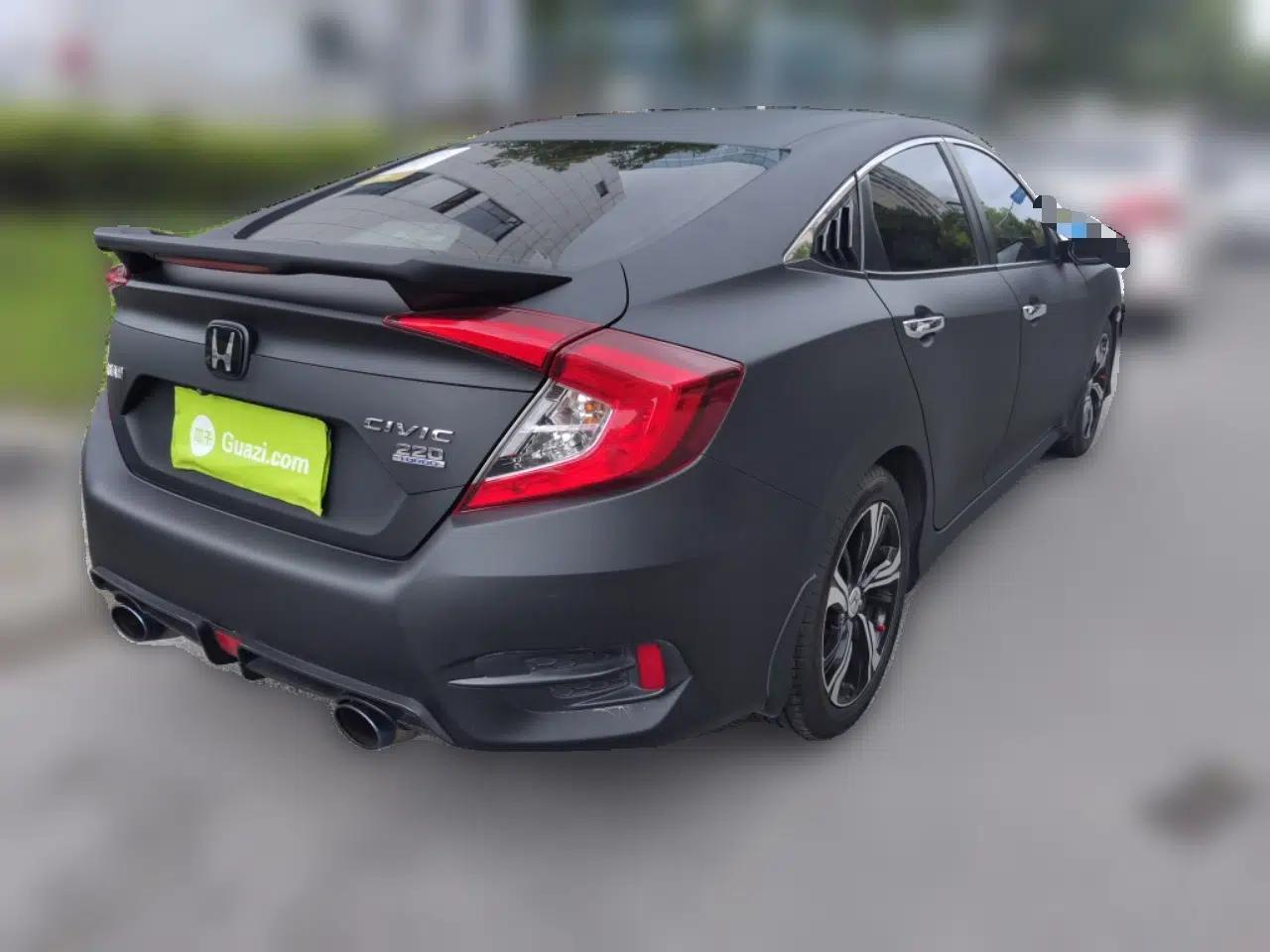 Honda Civic 2016 220TURBO CVT Prestige Edition — миниатюра 6