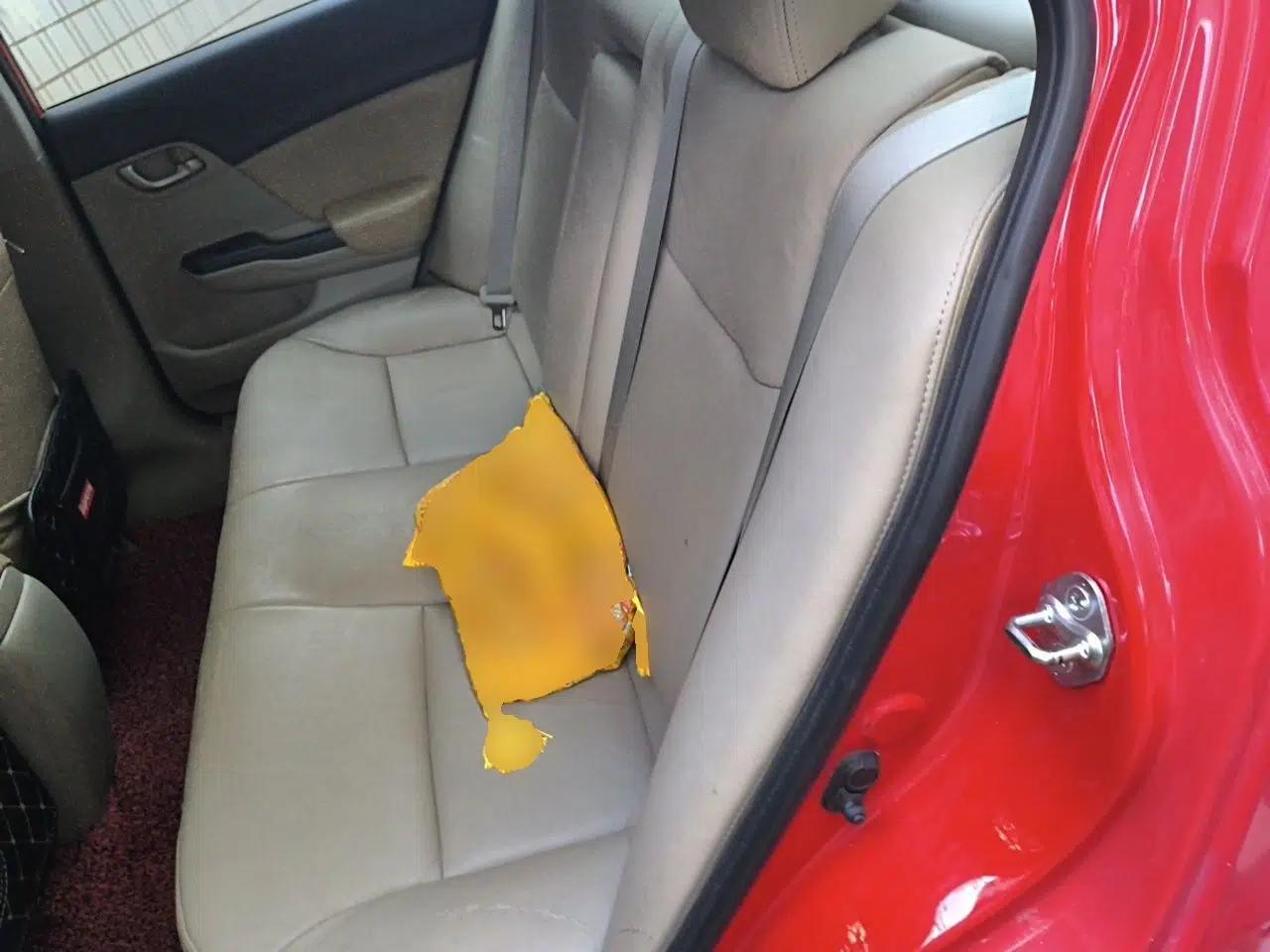 Honda Civic 2012 1.8L automatic comfort version — миниатюра 17