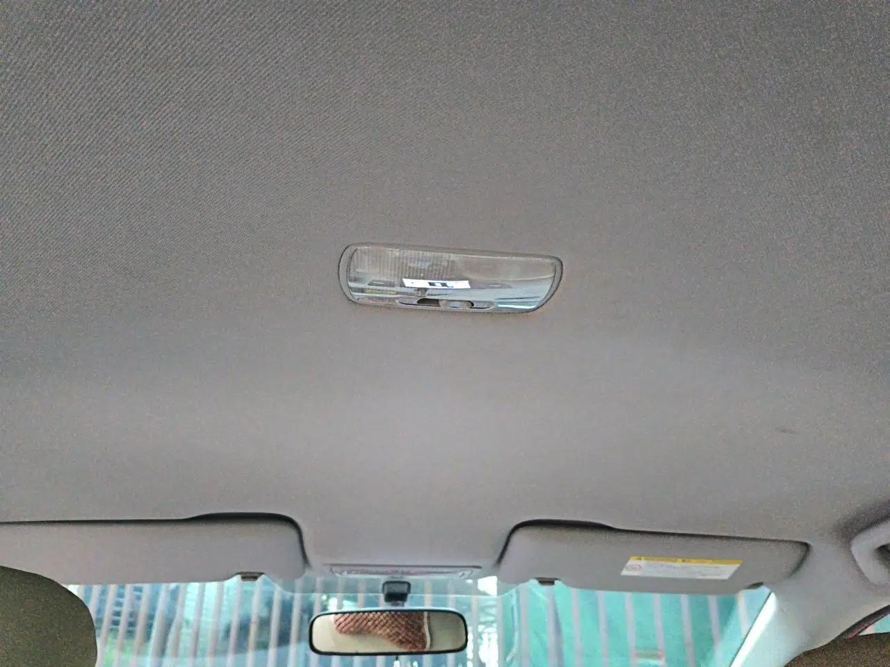 Honda Civic 2012 1.8L automatic comfort version — миниатюра 18