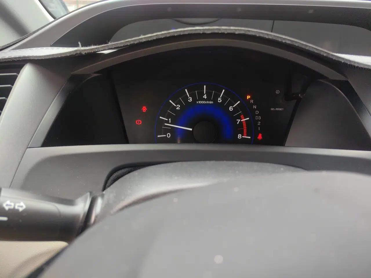 Honda Civic 2013 10th Anniversary 1.8L Automatic Comfort Version — миниатюра 11