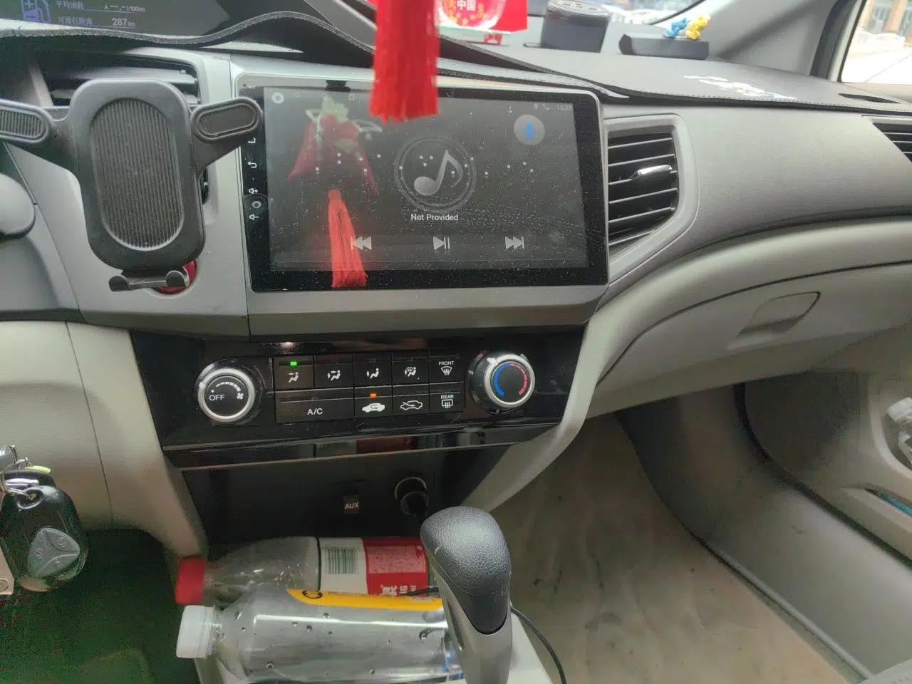 Honda Civic 2013 10th Anniversary 1.8L Automatic Comfort Version — миниатюра 13