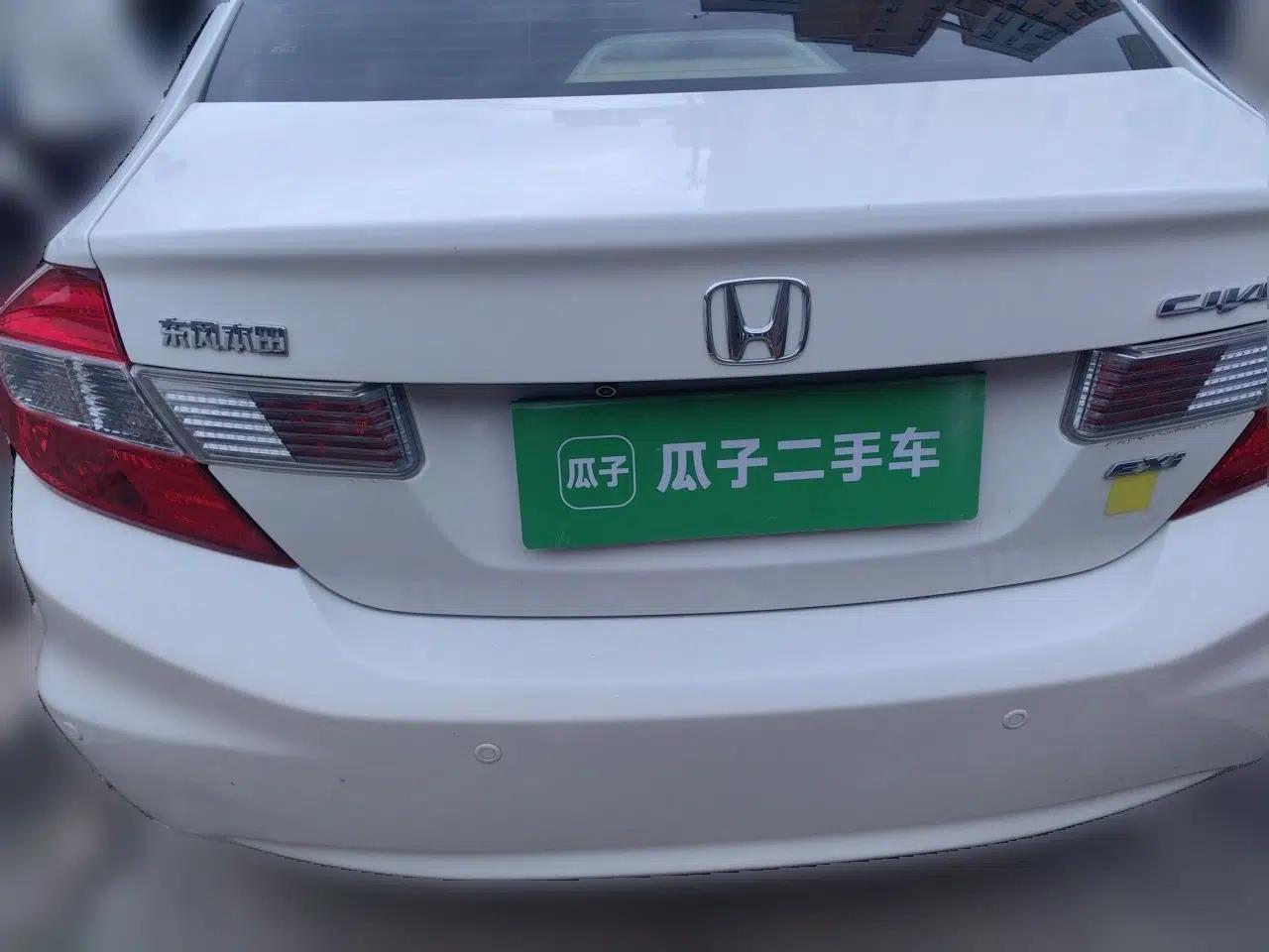 Honda Civic 2013 10th Anniversary 1.8L Automatic Comfort Version — миниатюра 19
