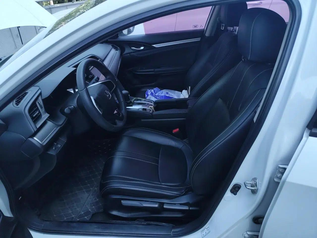 Honda Civic 2016 180TURBO CVT Comfort Version — миниатюра 15
