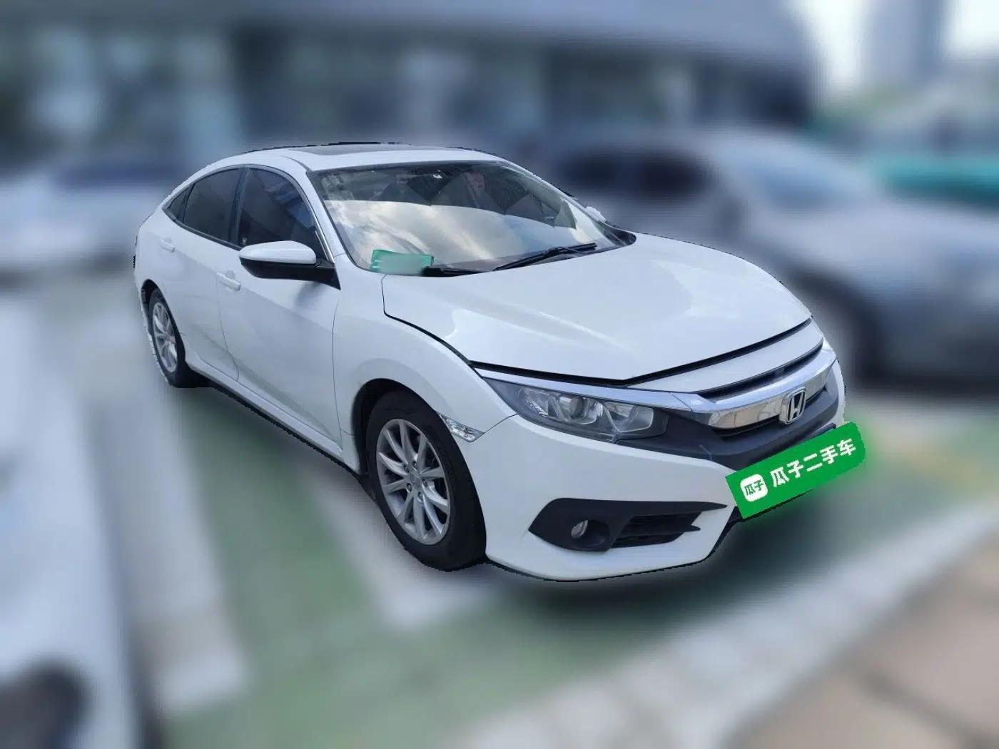 Honda Civic 2016 180TURBO CVT Comfort Version — миниатюра 3