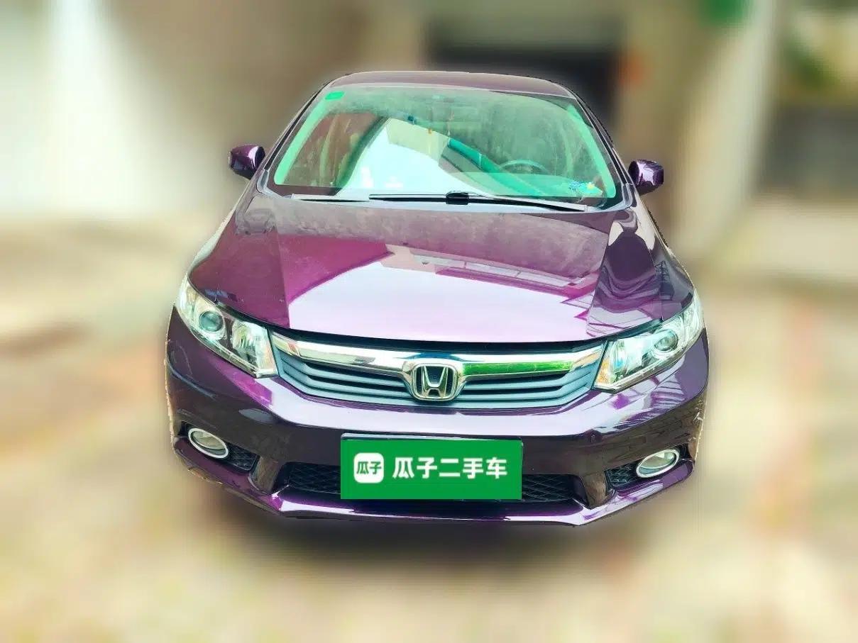 Honda Civic 2012 1.8L automatic comfort version — миниатюра 2