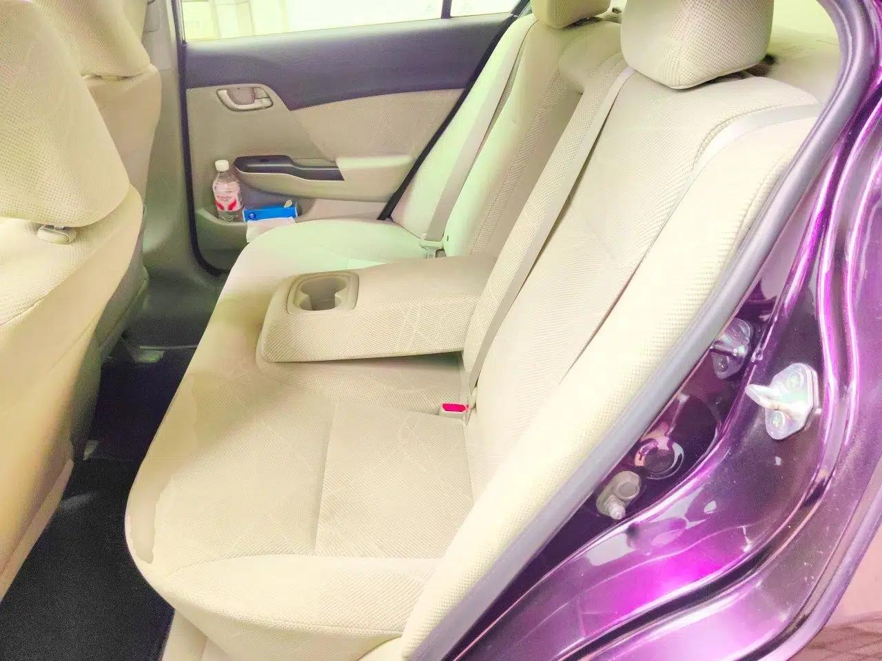 Honda Civic 2012 1.8L automatic comfort version — миниатюра 17