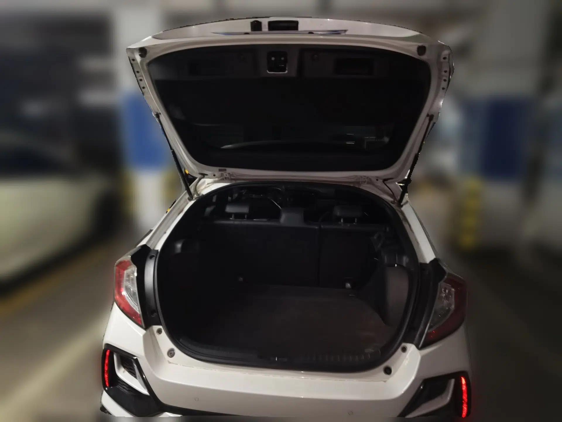 Honda Civic 2021 HATCHBACK 220TURBO CVT Trendy Cool Edition — миниатюра 19