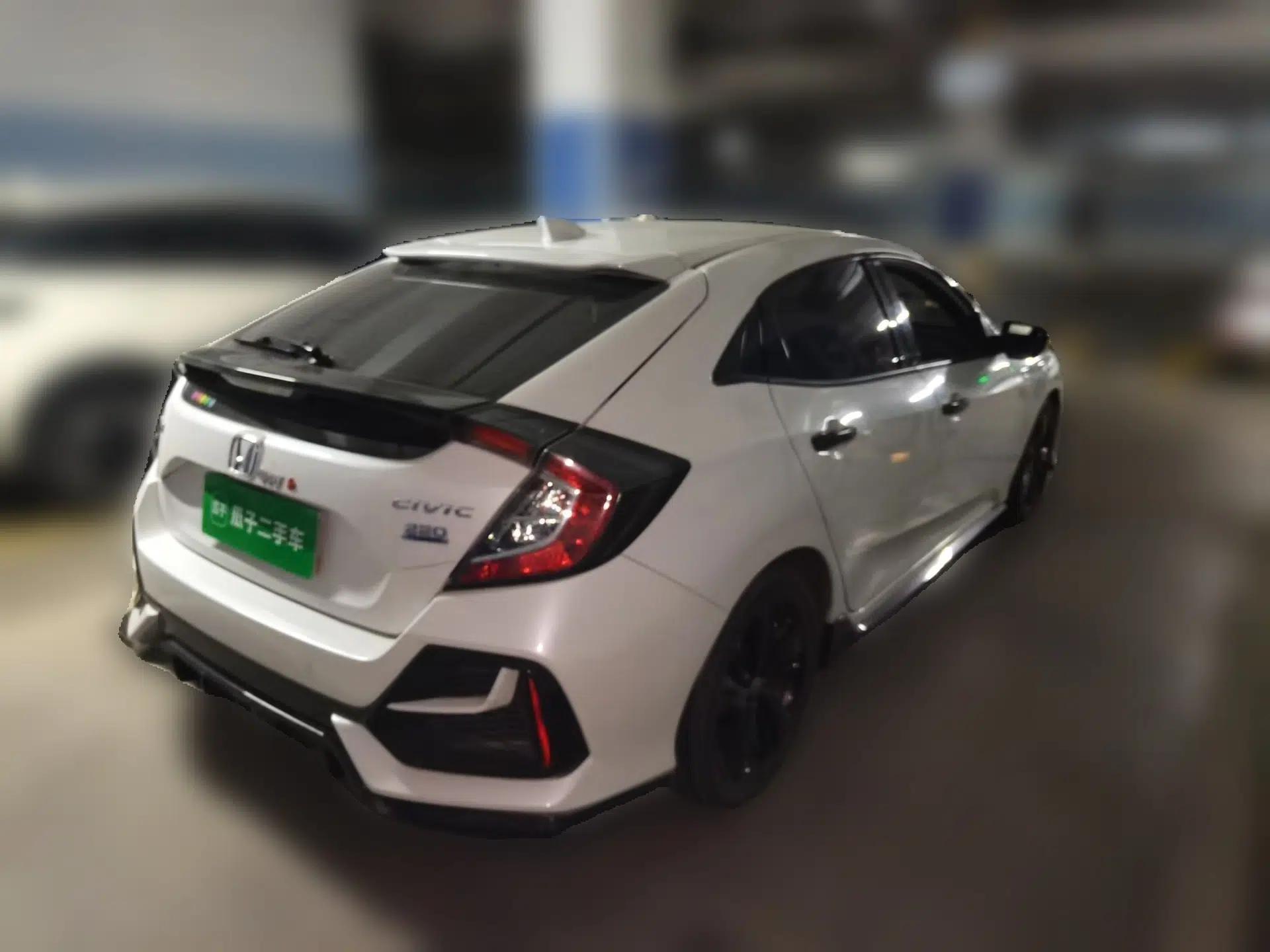Honda Civic 2021 HATCHBACK 220TURBO CVT Trendy Cool Edition — миниатюра 6