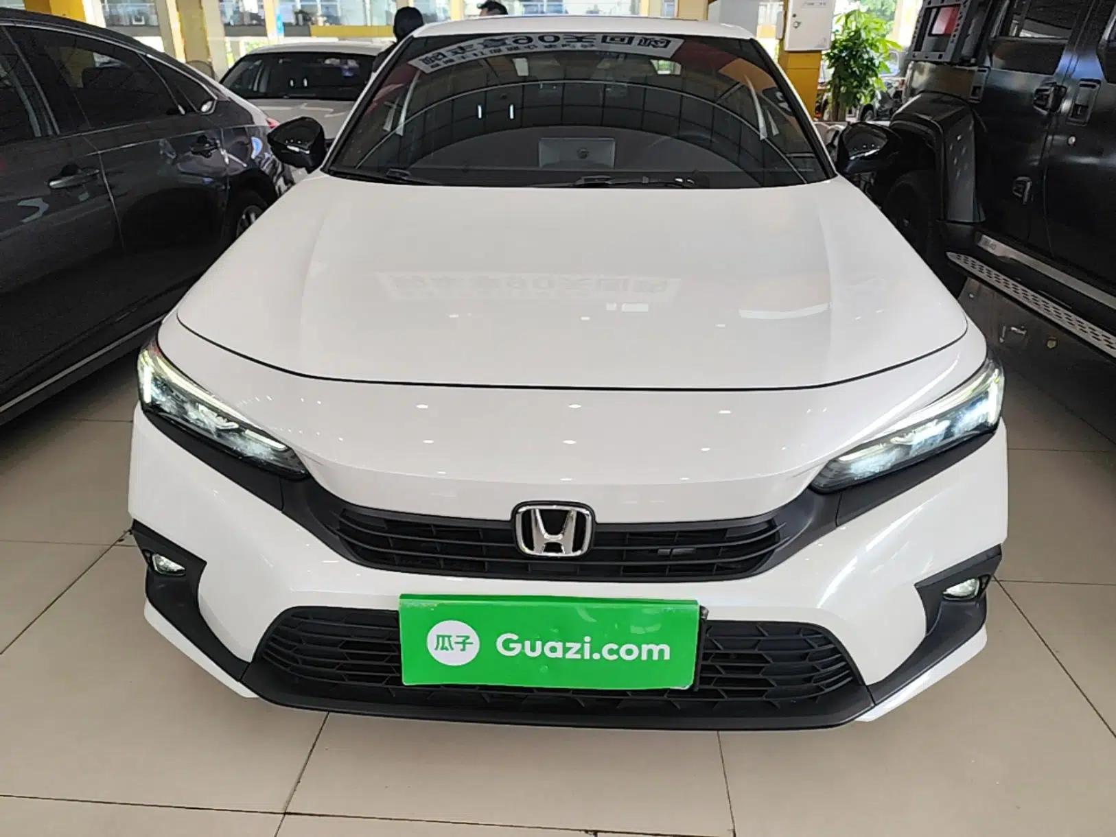 Honda Civic 2022 240TURBO CVT Dynamic Edition — миниатюра 2