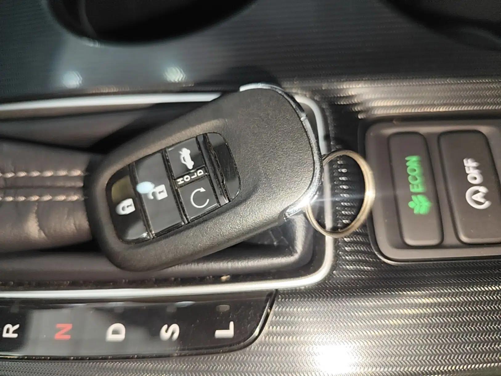 Honda Civic 2022 240TURBO CVT Dynamic Edition — миниатюра 28