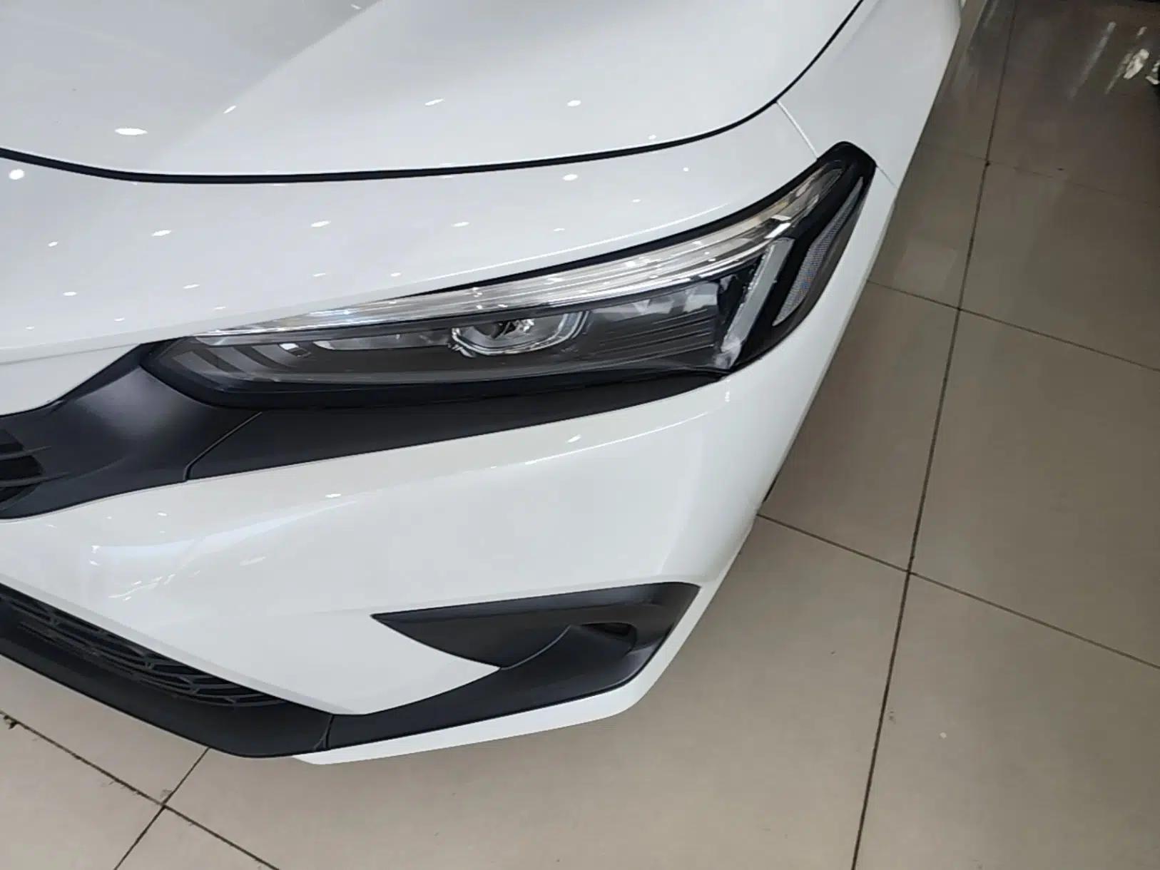 Honda Civic 2022 240TURBO CVT Dynamic Edition — миниатюра 8