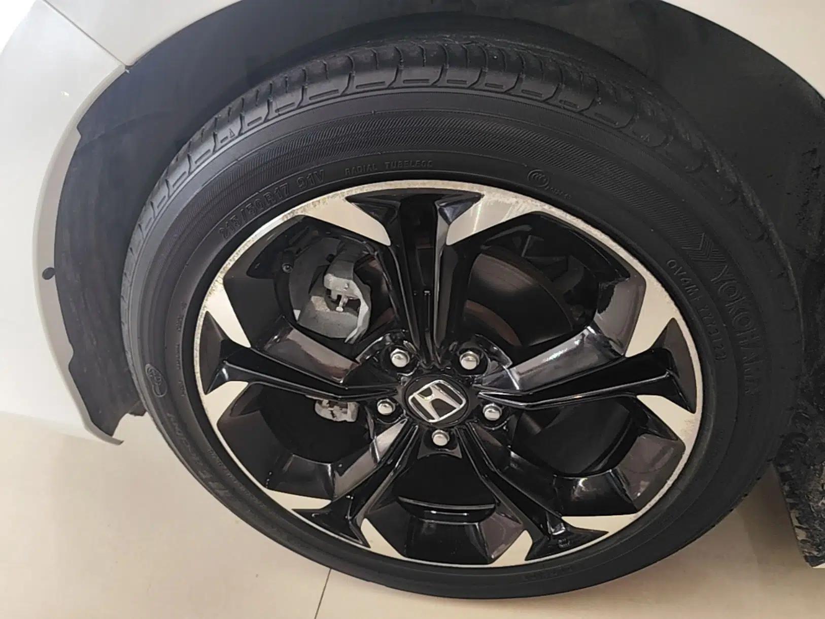 Honda Civic 2022 240TURBO CVT Dynamic Edition — миниатюра 10