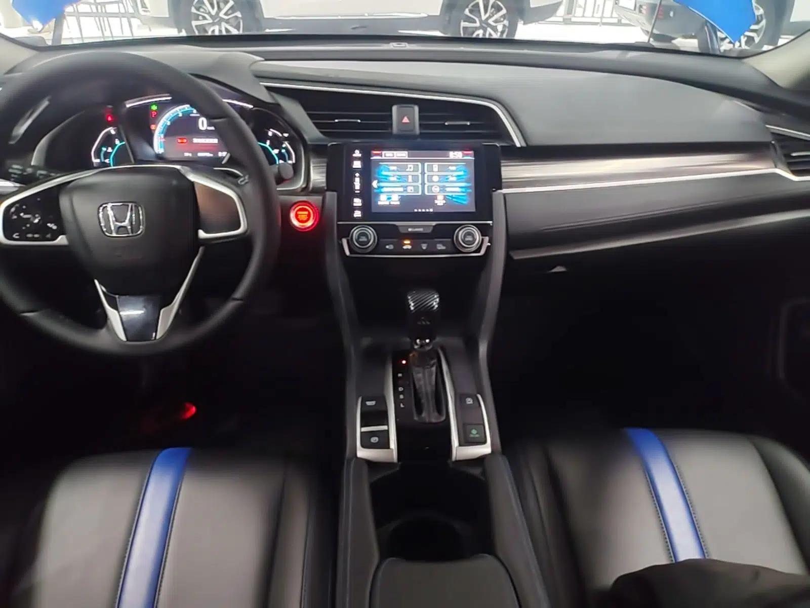 Honda Civic 2019 220TURBO CVT Dynamic Edition China VI — миниатюра 15