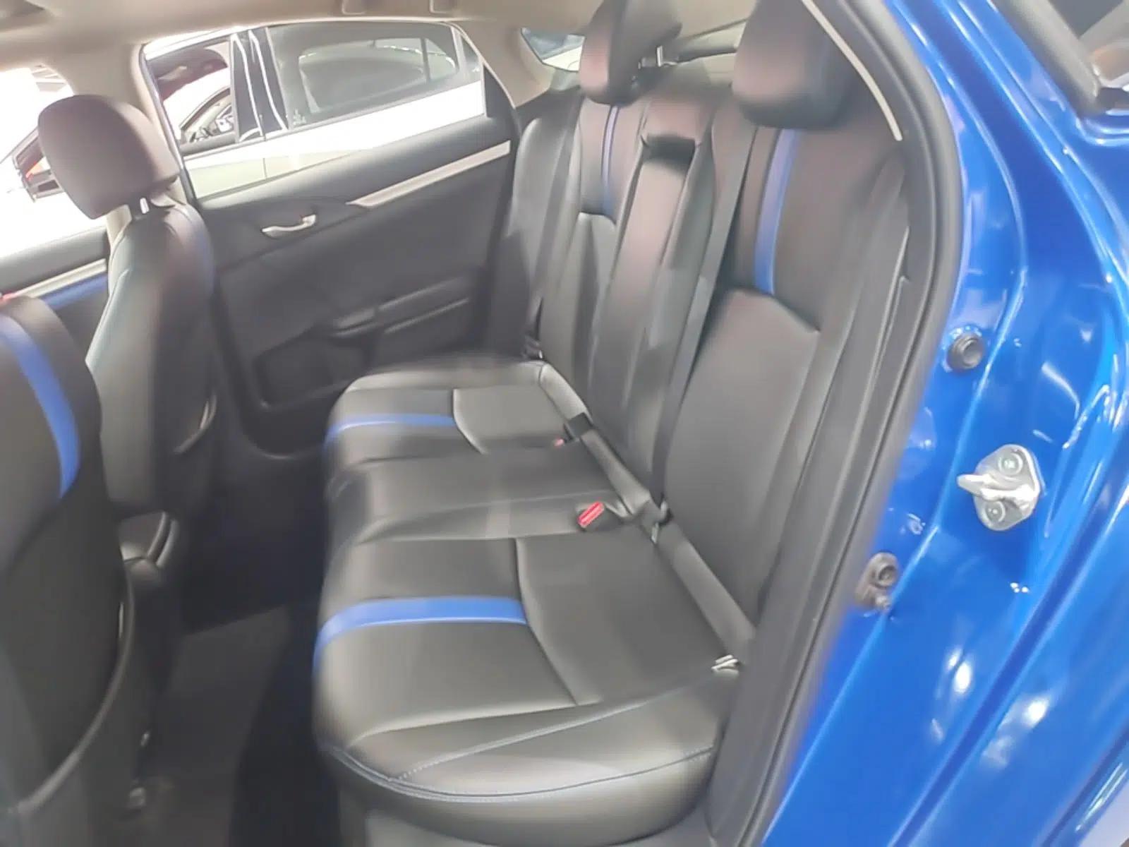 Honda Civic 2019 220TURBO CVT Dynamic Edition China VI — миниатюра 20