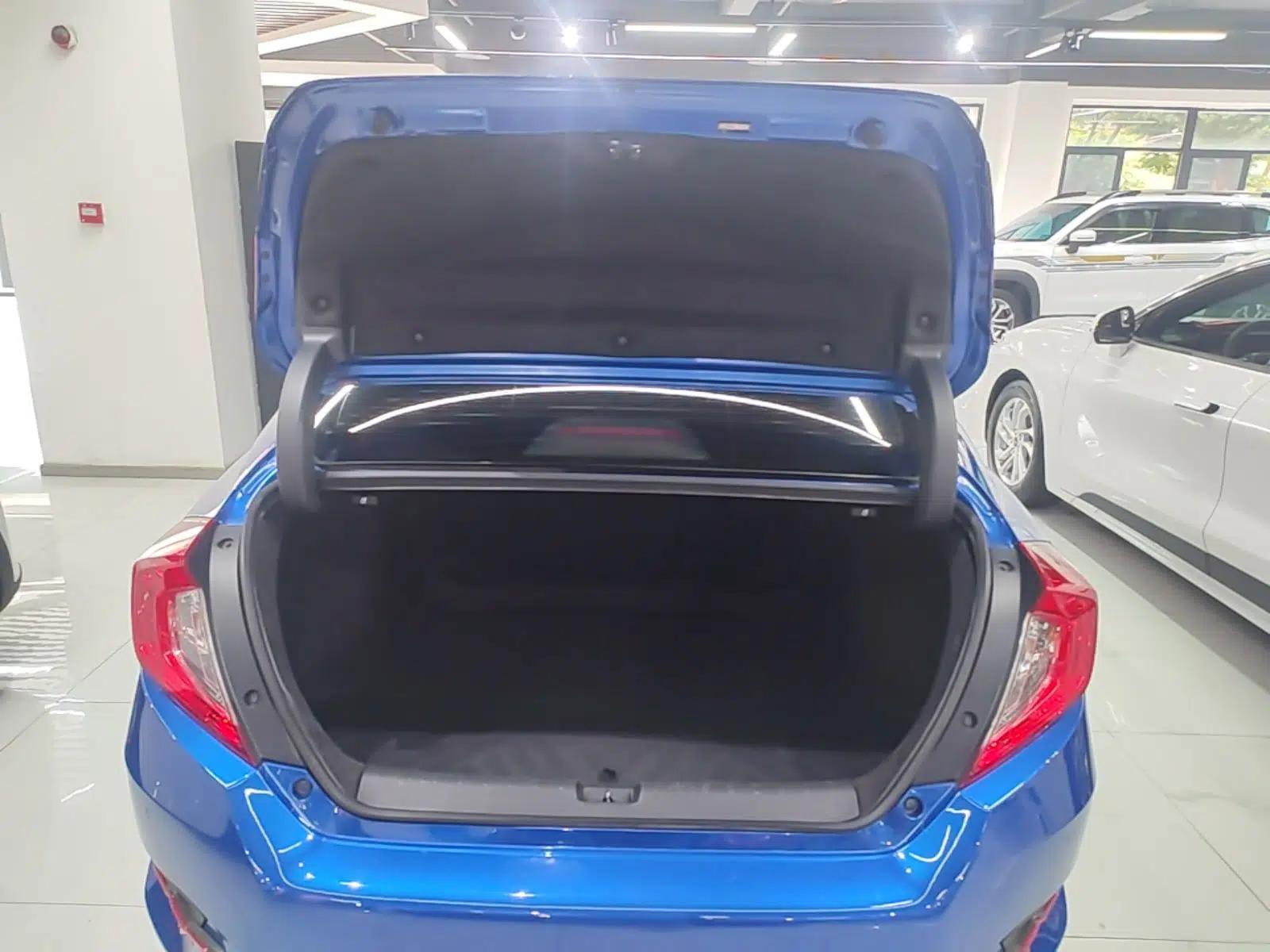 Honda Civic 2019 220TURBO CVT Dynamic Edition China VI — миниатюра 22