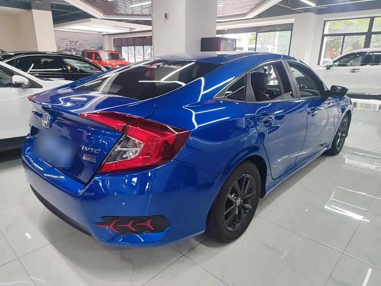 Honda Civic 2019 220TURBO CVT Dynamic Edition China VI — миниатюра 6