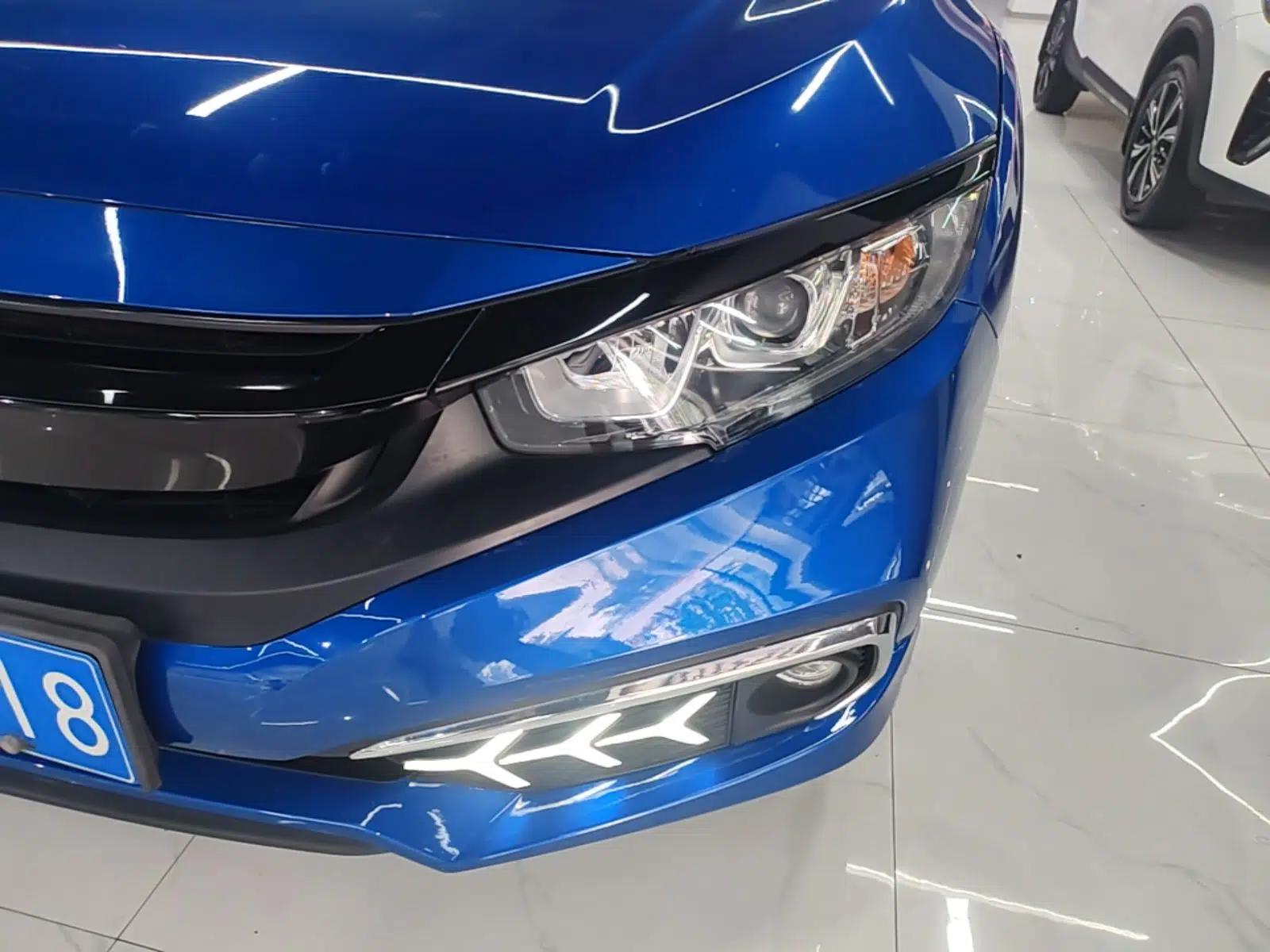Honda Civic 2019 220TURBO CVT Dynamic Edition China VI — миниатюра 8