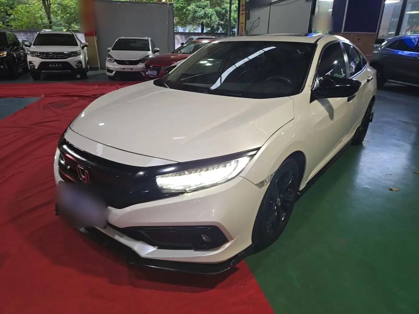 Honda Civic 2019 220TURBO CVT Dynamic Edition China VI Emission Standard — миниатюра 1