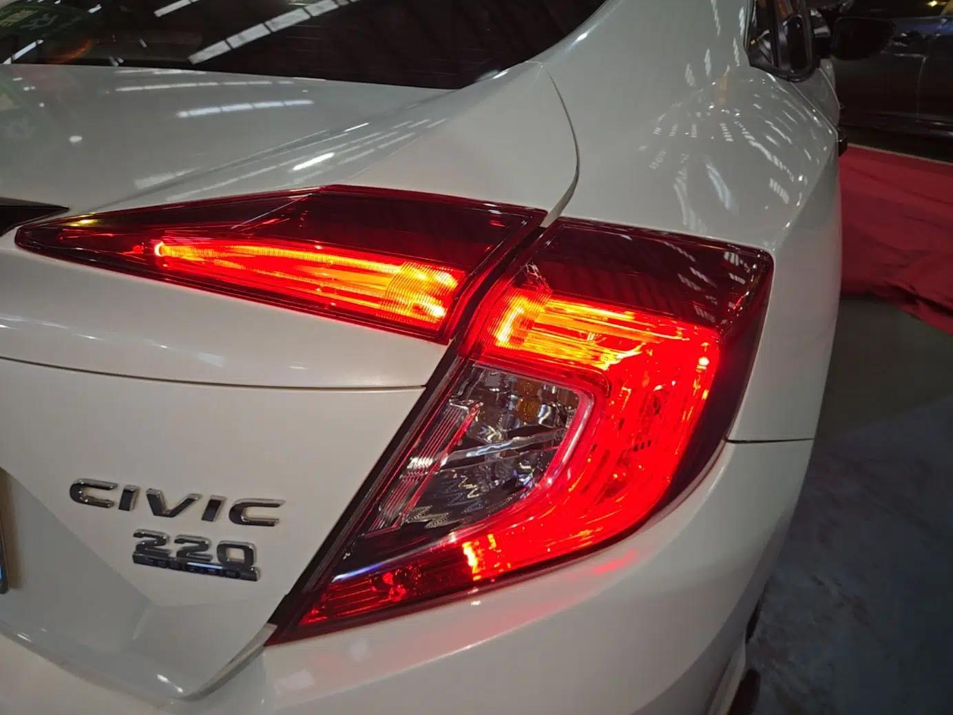 Honda Civic 2019 220TURBO CVT Dynamic Edition China VI Emission Standard — миниатюра 9
