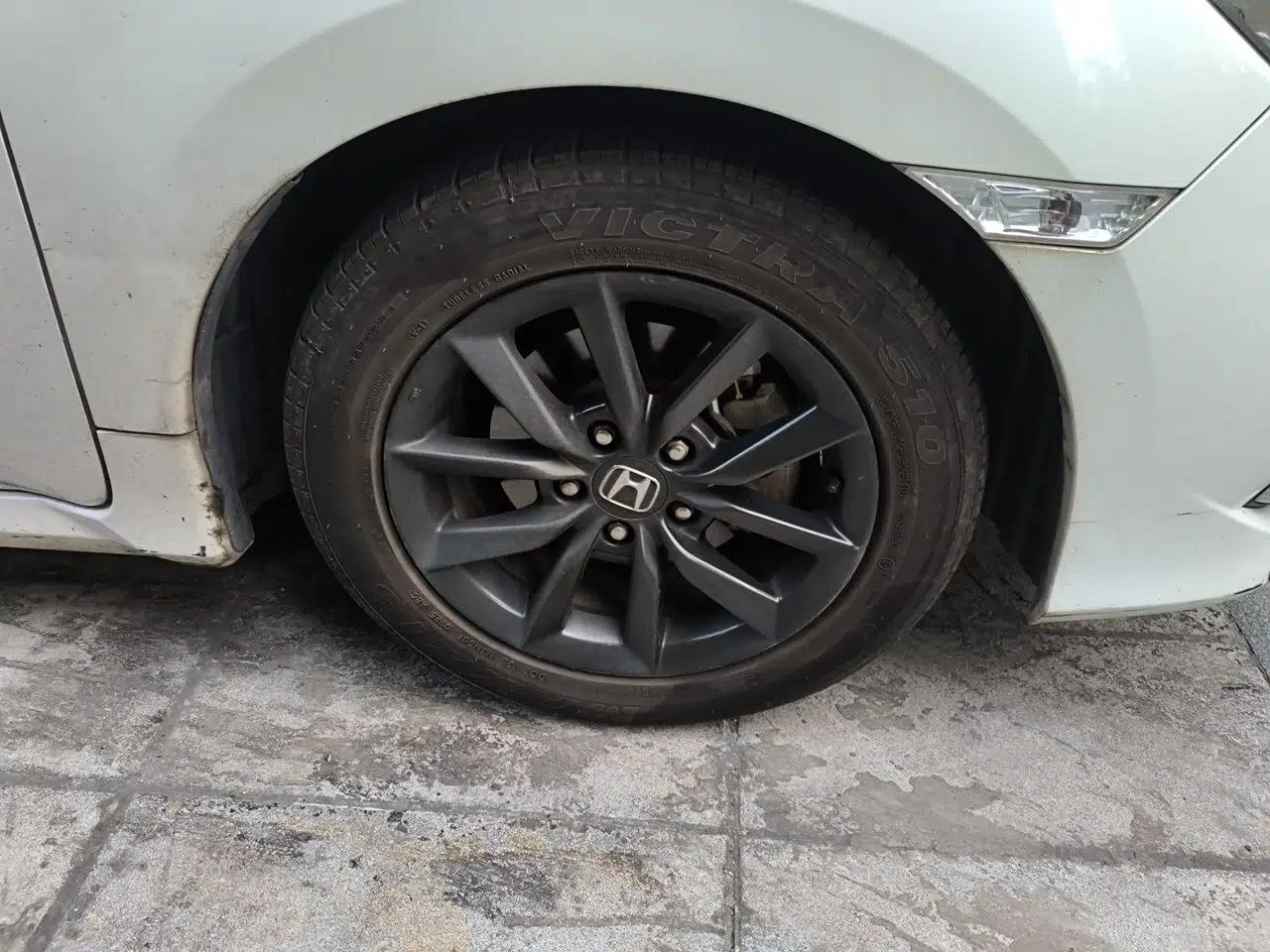 Honda Civic 2019 220TURBO CVT Dynamic Edition China VI — миниатюра 8