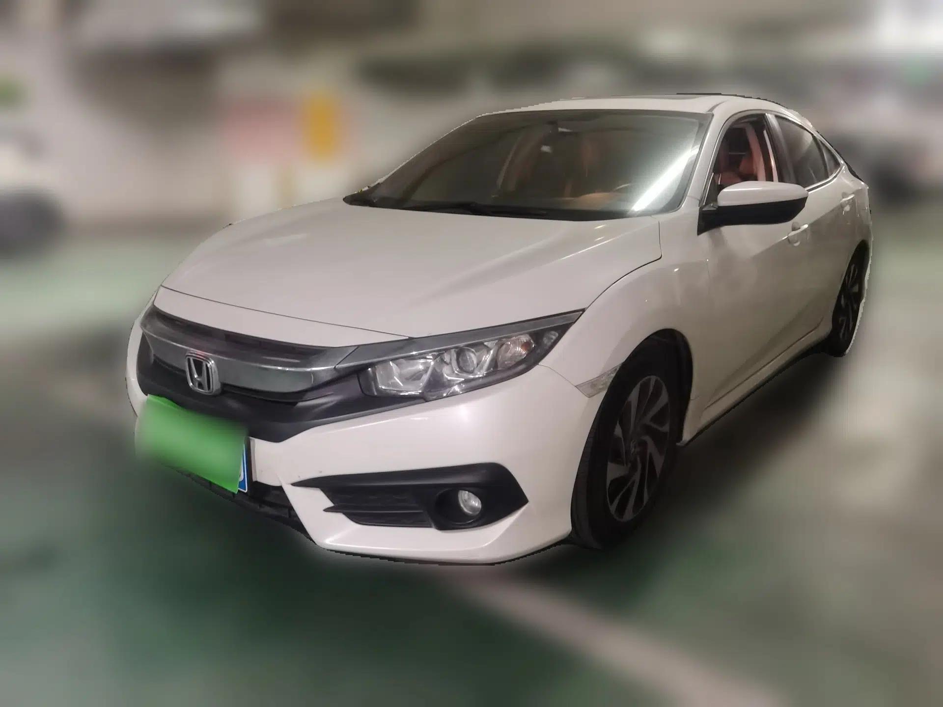 Honda Civic 2016 220TURBO CVT Luxury Edition — миниатюра 1