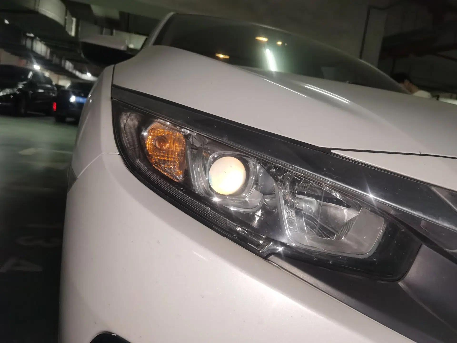 Honda Civic 2016 220TURBO CVT Luxury Edition — миниатюра 7