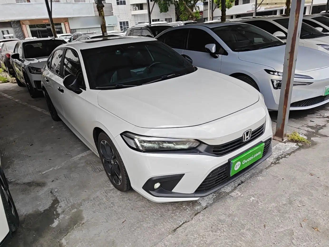 Honda Civic 2022 240TURBO CVT Dynamic Edition — миниатюра 3