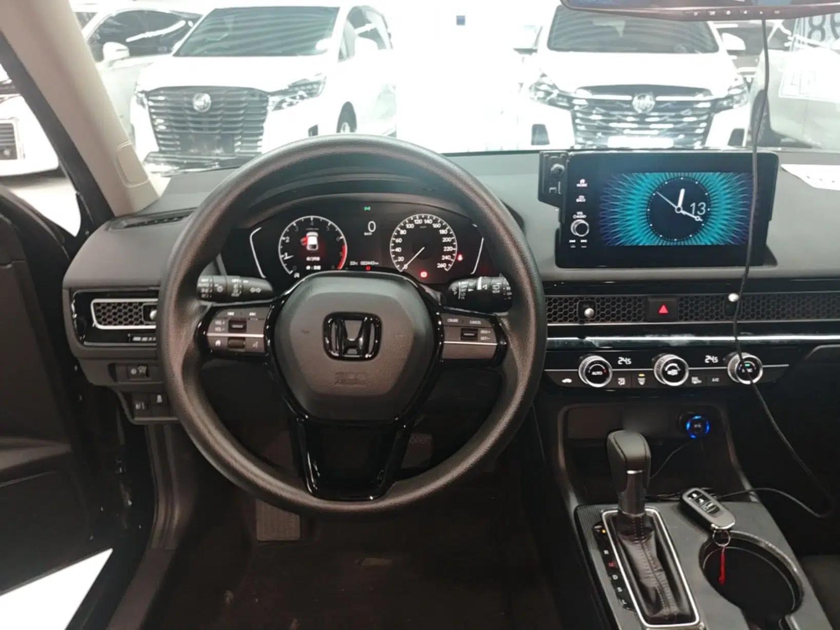Honda Civic 2023 HATCHBACK 240TURBO CVT Zhiyue Edition — миниатюра 18