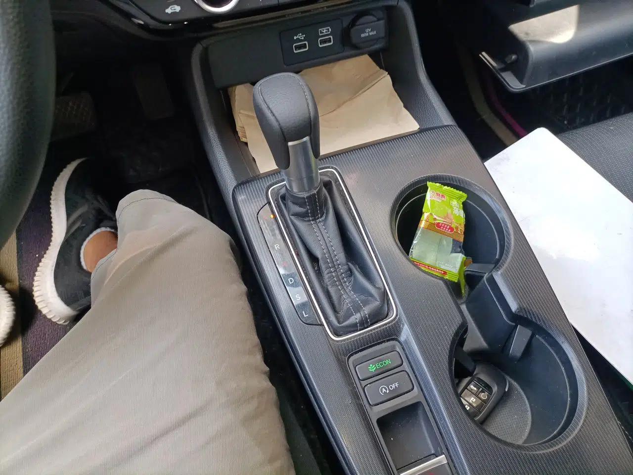 Honda Civic 2022 240TURBO CVT Jingcheng Edition — миниатюра 14