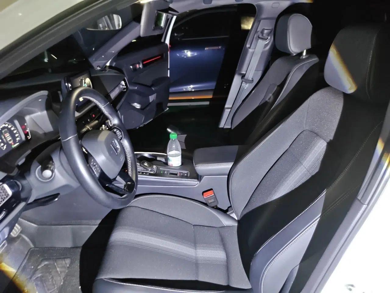 Honda Civic 2022 240TURBO CVT Dynamic Edition — миниатюра 15