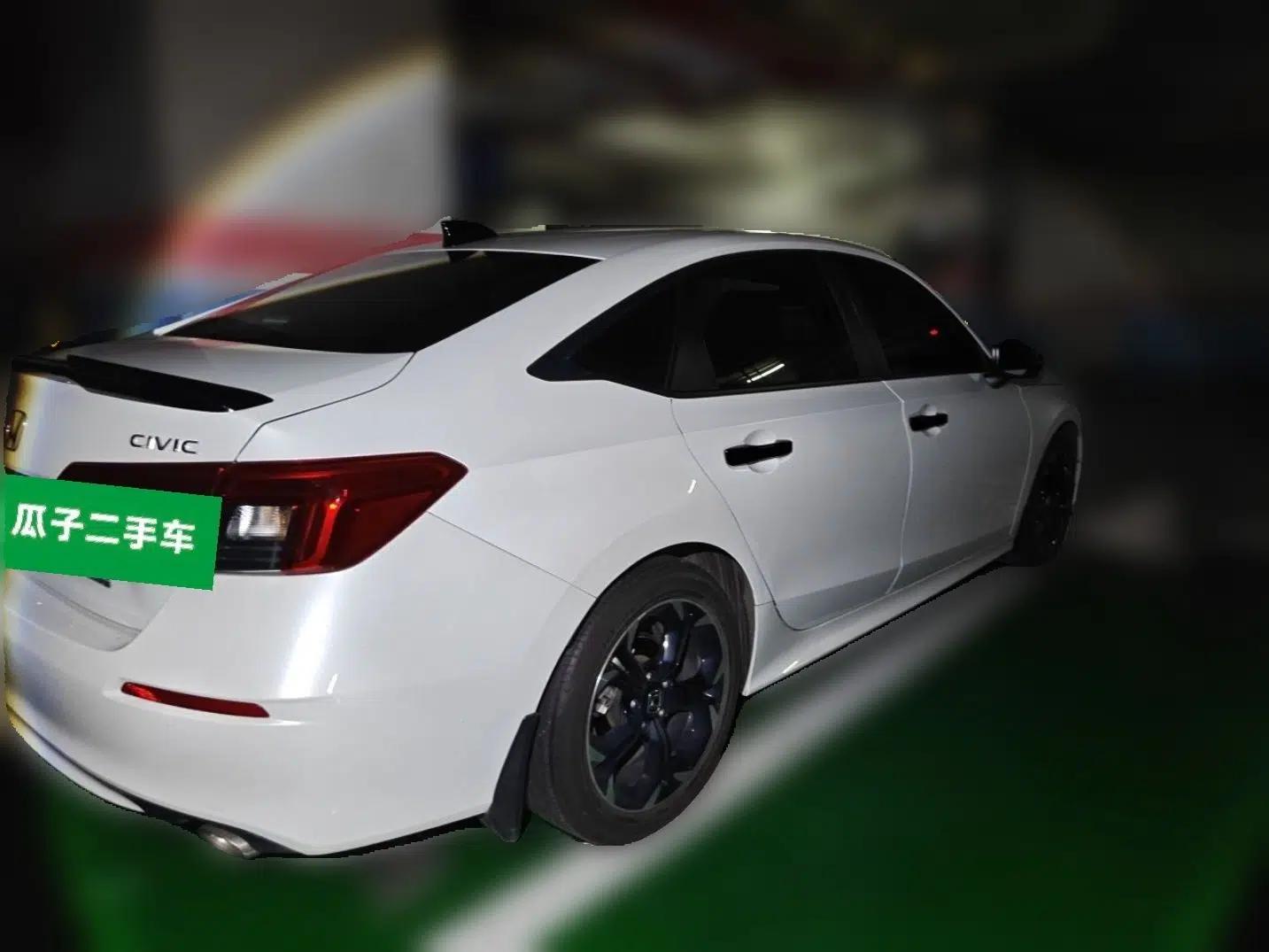 Honda Civic 2022 240TURBO CVT Dynamic Edition — миниатюра 6