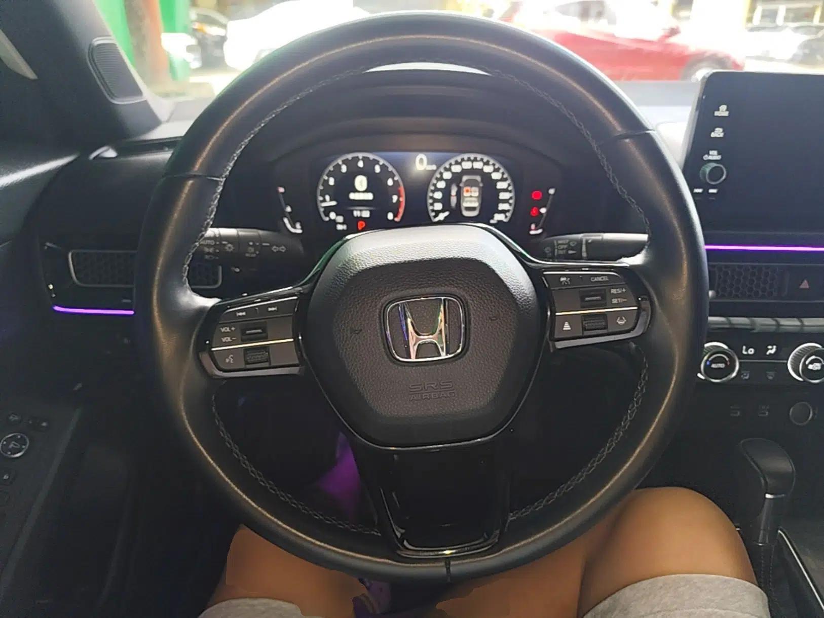 Honda Civic 2025 240TURBO CVT SmartFun Pro — миниатюра 18
