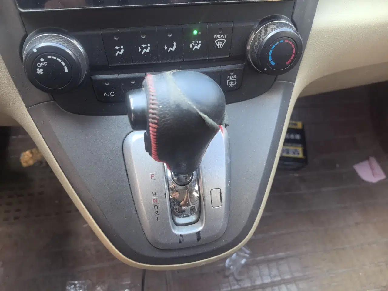 Honda CR-V 2010 2.0L automatic two-wheel drive urban version — миниатюра 14