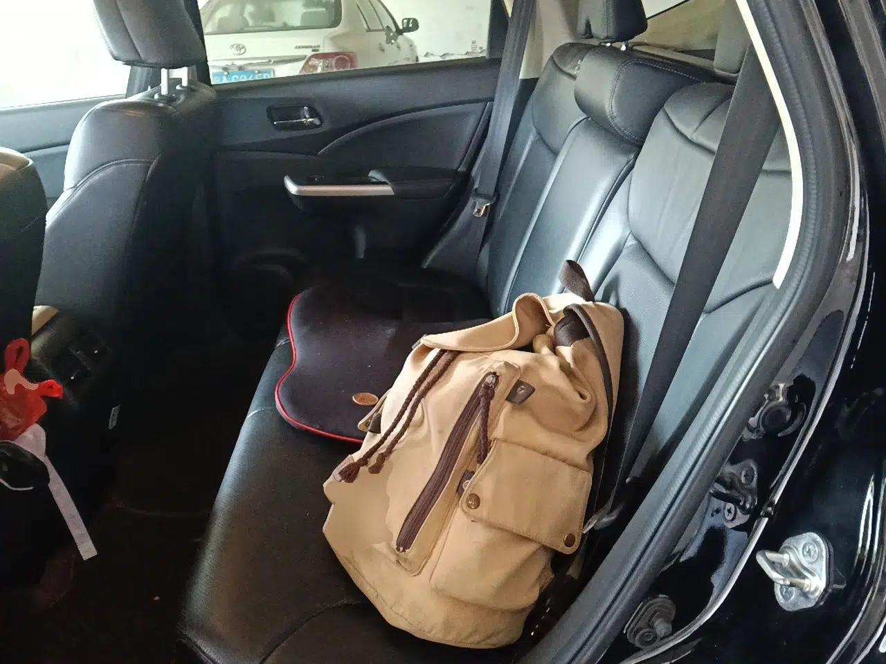 Honda CR-V 2015 2.4L two-wheel drive luxury version — миниатюра 17