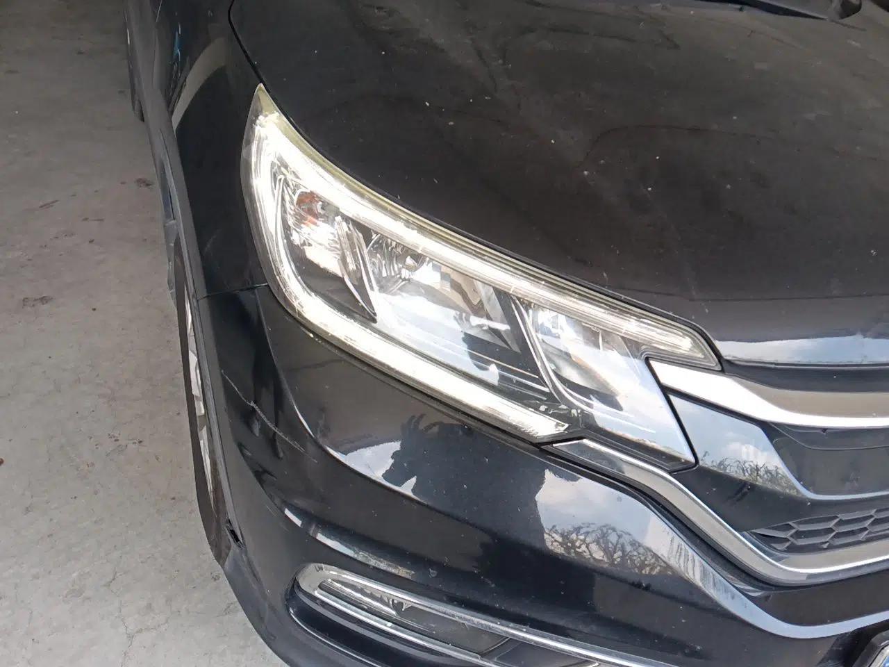 Honda CR-V 2015 2.4L two-wheel drive luxury version — миниатюра 7