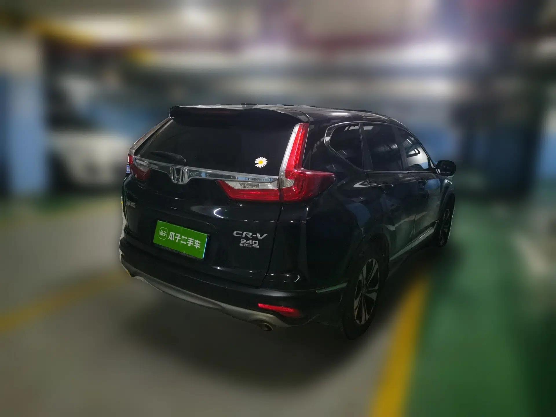 Honda CR-V 2017 240TURBO CVT Front-Wheel Drive Fashion Edition — миниатюра 6