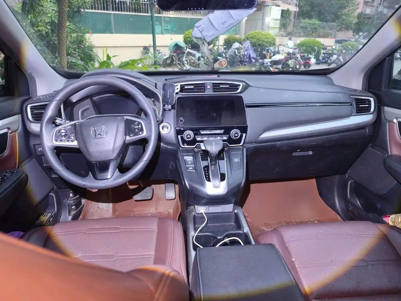 Honda CR-V 2021 240TURBO CVT Two-Wheel Drive Urban Edition — миниатюра 9