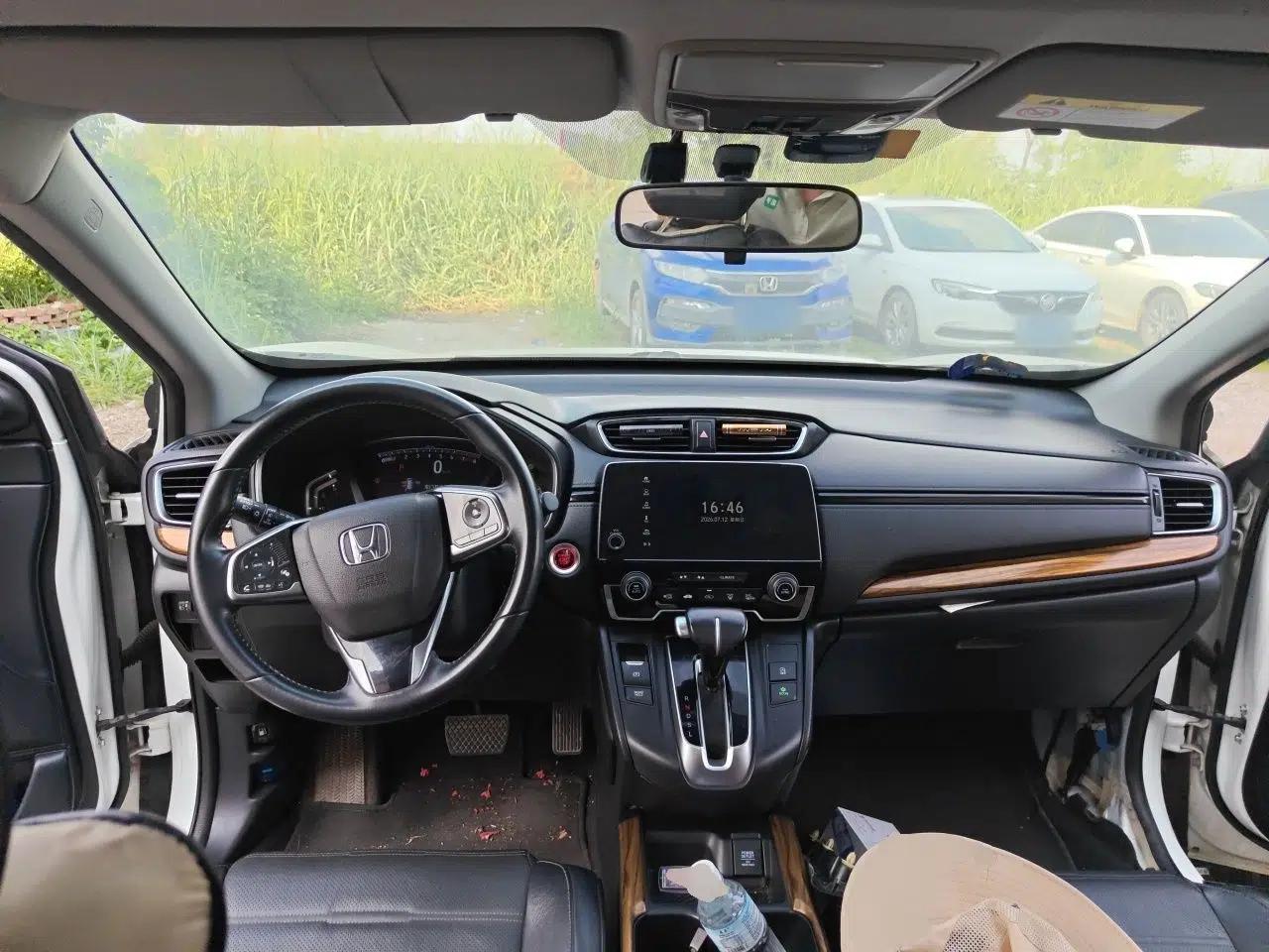 Honda CR-V 2017 240TURBO CVT Front-Wheel Drive Fashion Edition — миниатюра 9