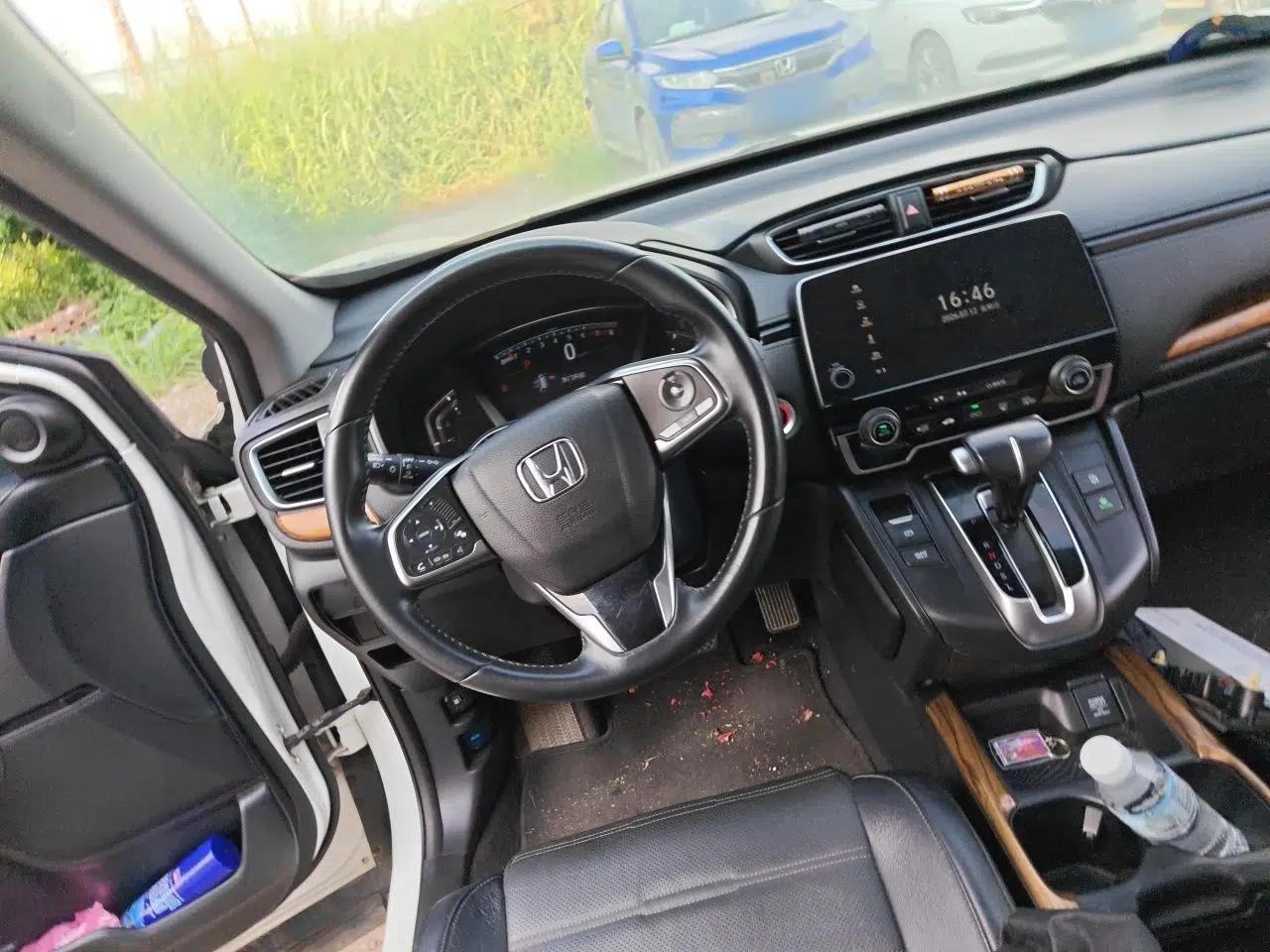 Honda CR-V 2017 240TURBO CVT Front-Wheel Drive Fashion Edition — миниатюра 10