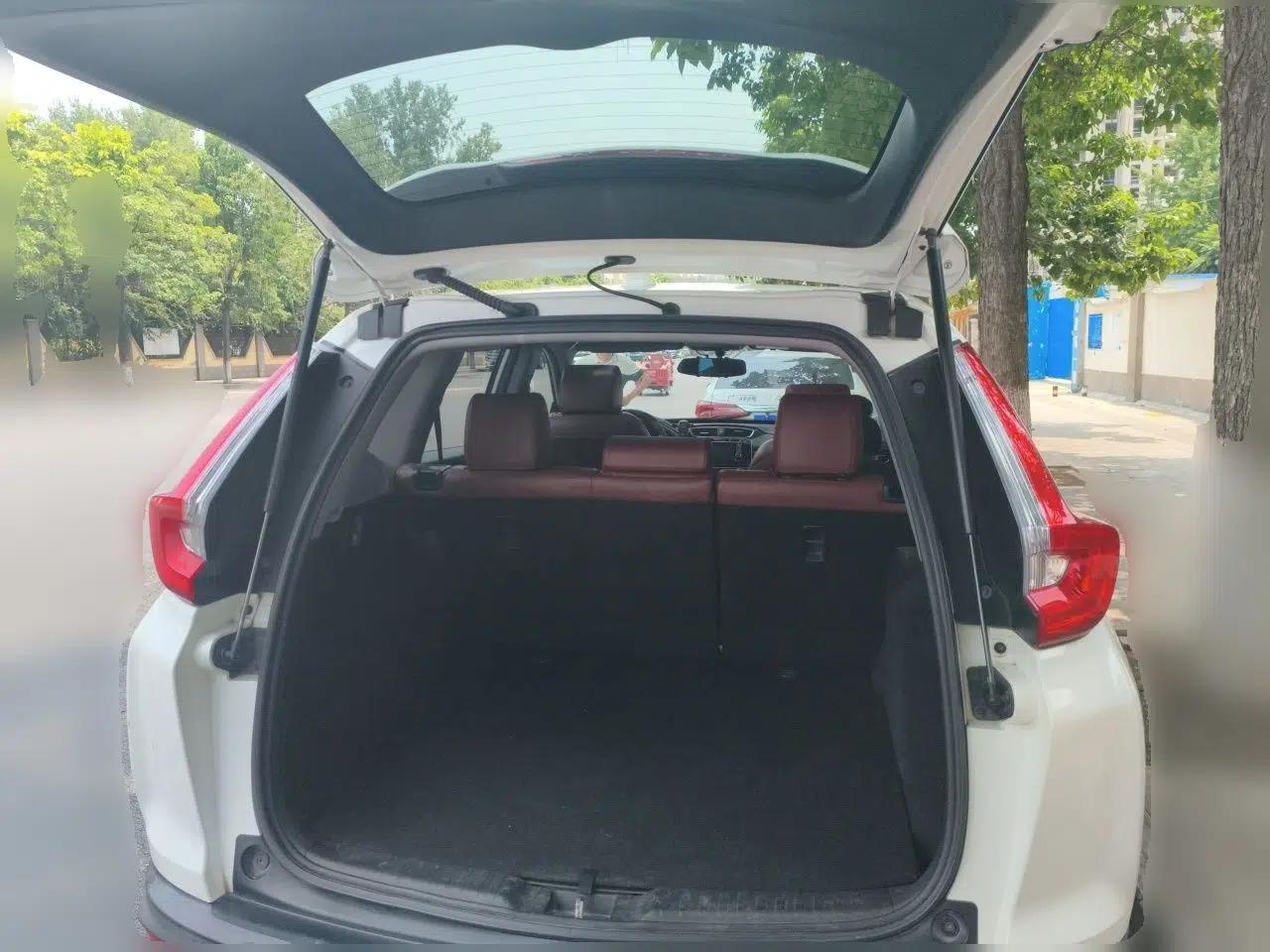 Honda CR-V 2017 Hybrid 2.0L Pure Speed Edition — миниатюра 19
