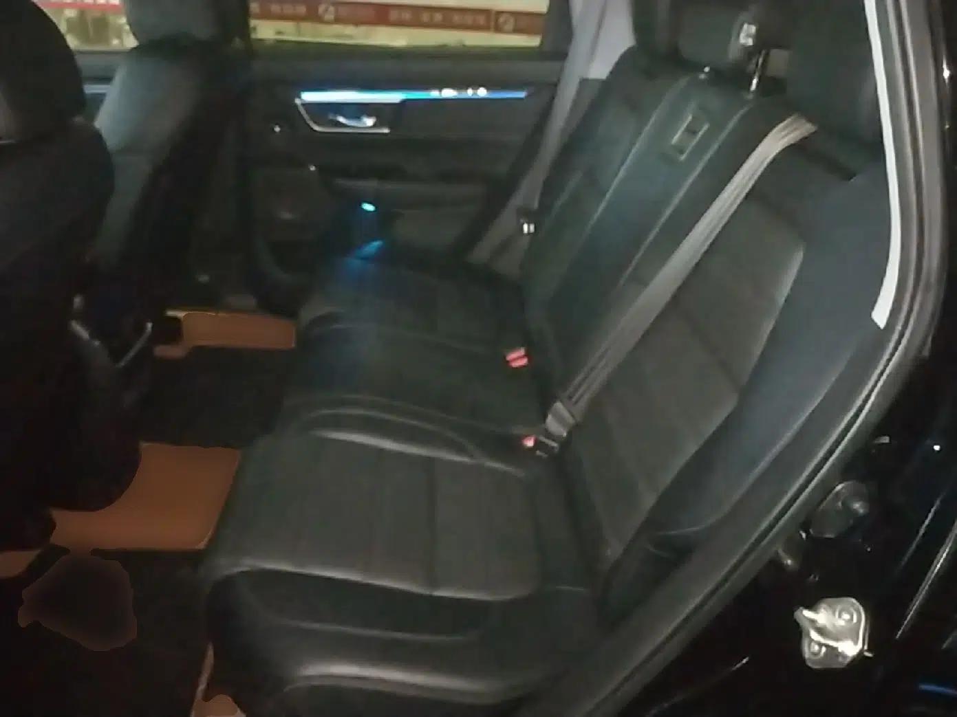 Honda CR-V 2021 240TURBO CVT 2WD Fashion Edition — миниатюра 20